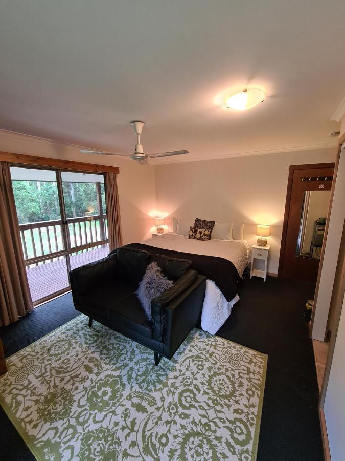 Bird Songs Getaway Accommodation Cabbage Tree Creek エクステリア 写真